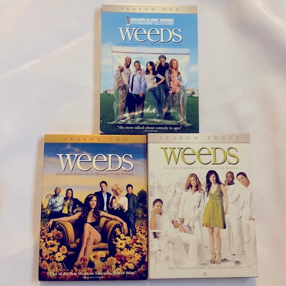 Weeds Seasons 1 - 3 DVD set - Picture 1 of 1